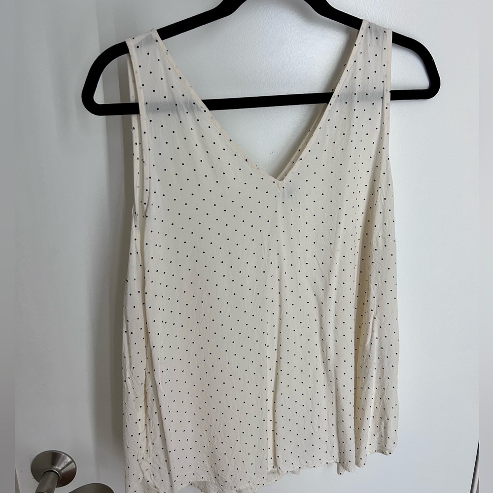 Old Navy white polka dot tank top